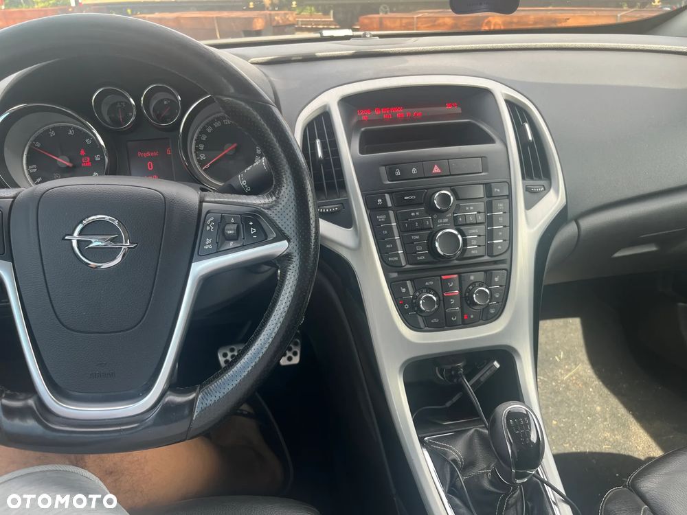 Opel Astra - 8