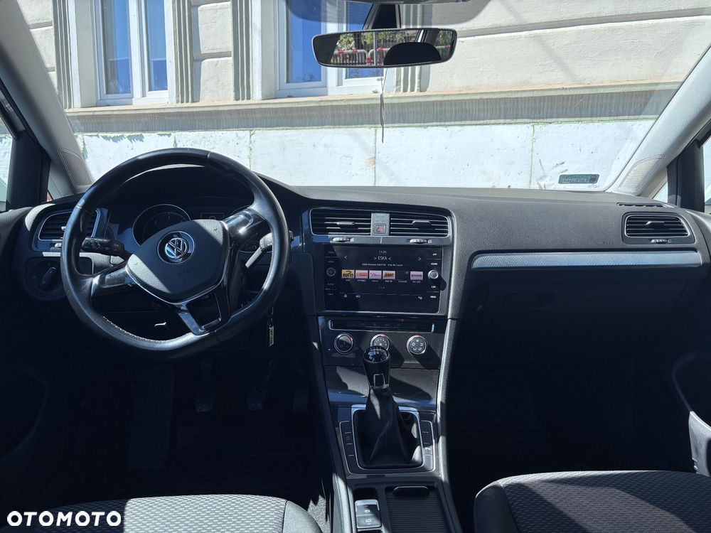 Volkswagen Golf 1.6 TDI BMT Comfortline - 9