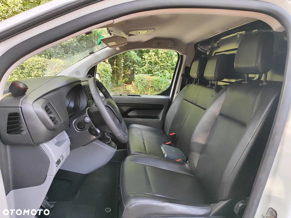 Peugeot Expert - 8