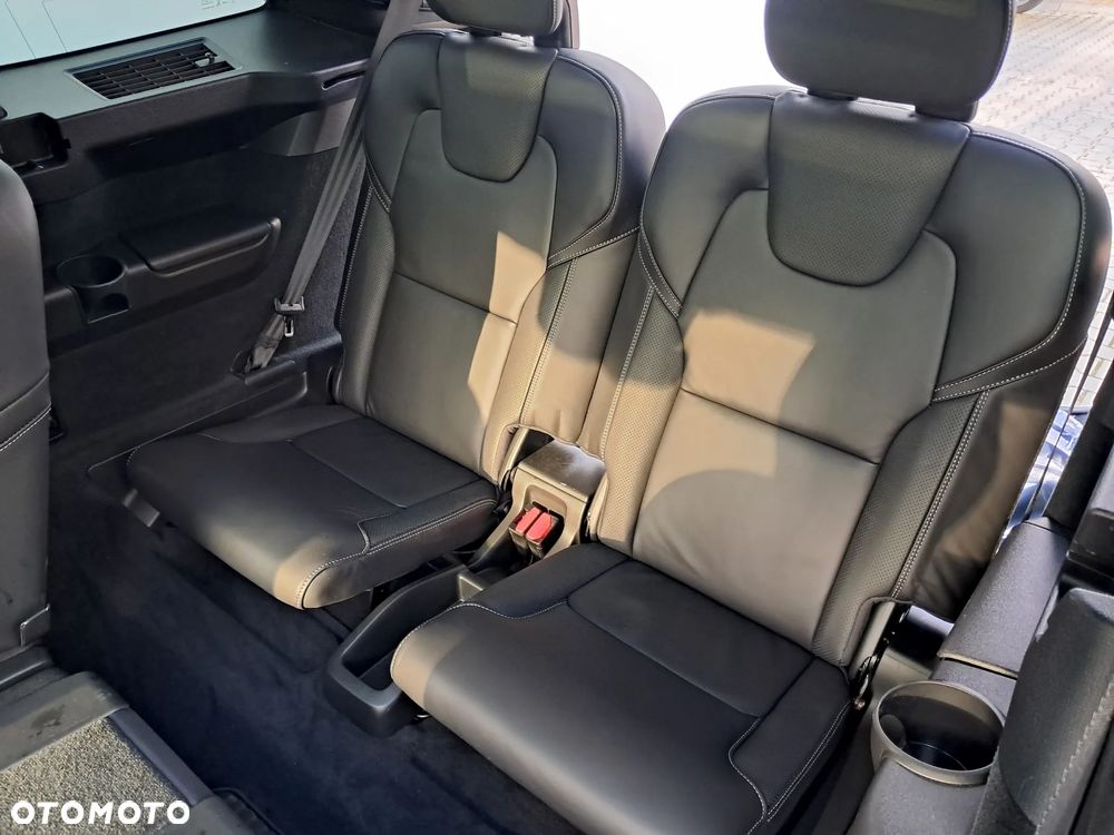 Volvo XC 90 T8 AWD Plug-In Hybrid Ultimate Dark 7os - 18
