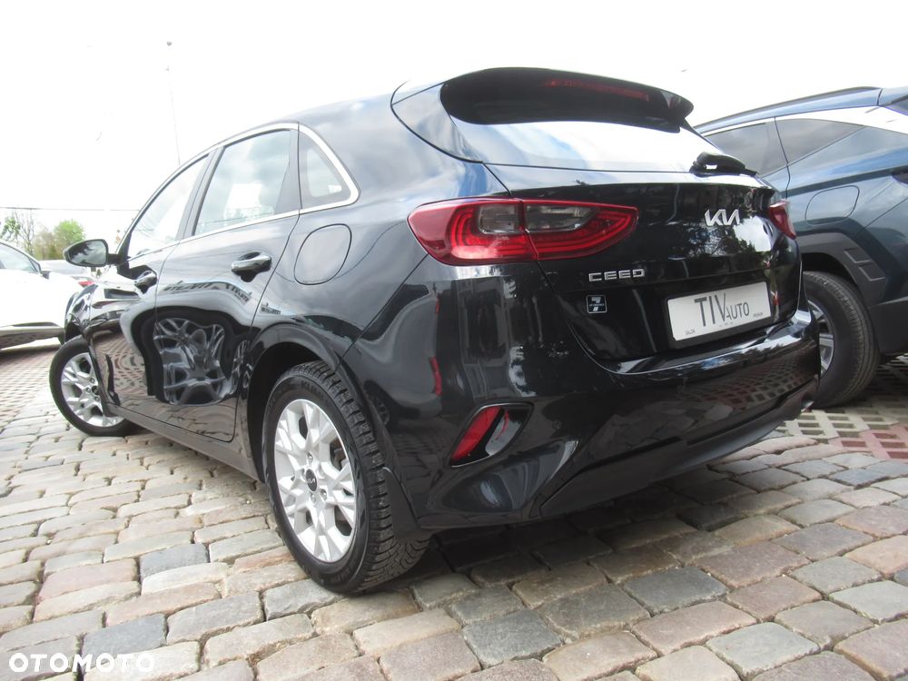 Kia Ceed 1.5 T-GDI M - 4