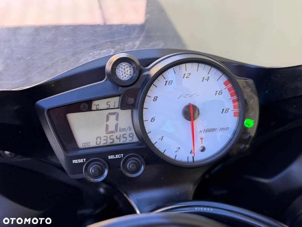 Yamaha R6 - 38