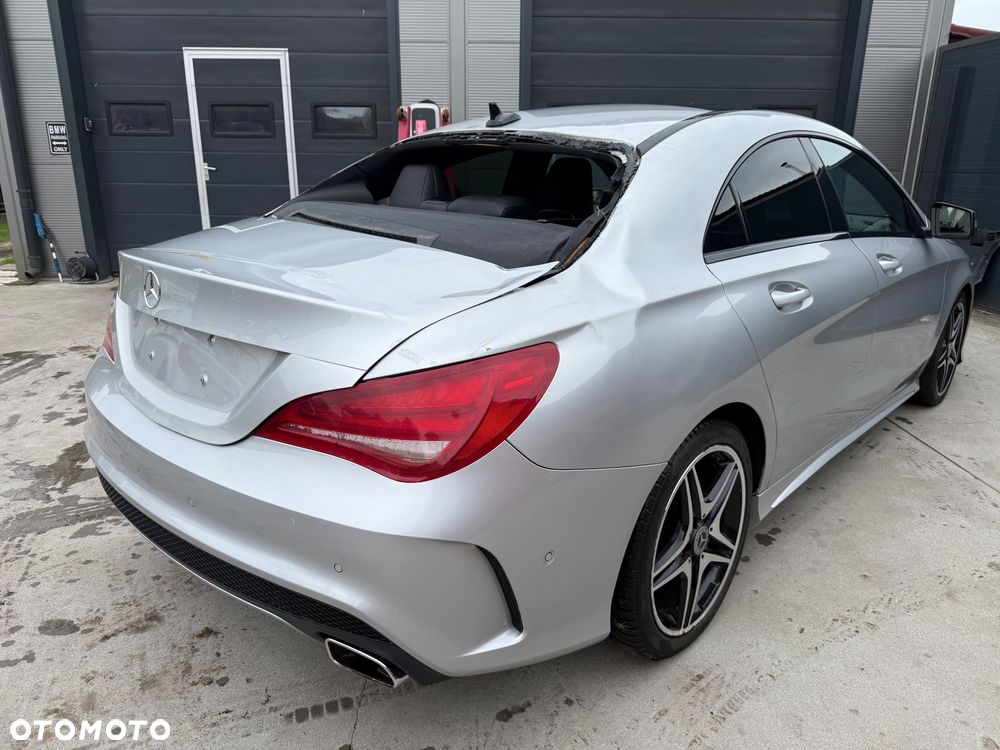 Mercedes-Benz CLA 220 CDI 7G-DCT AMG Line - 12
