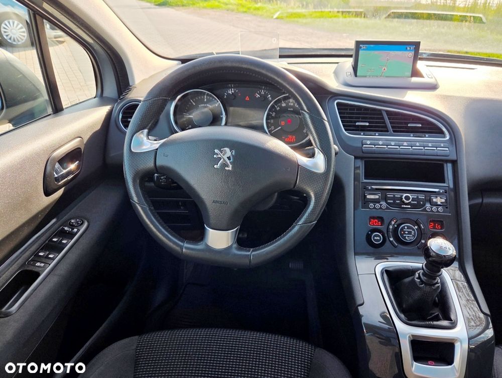 Peugeot 5008 HDI 115 Allure - 36