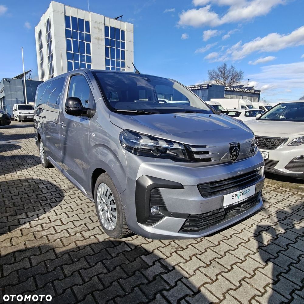 Peugeot Traveller - 1