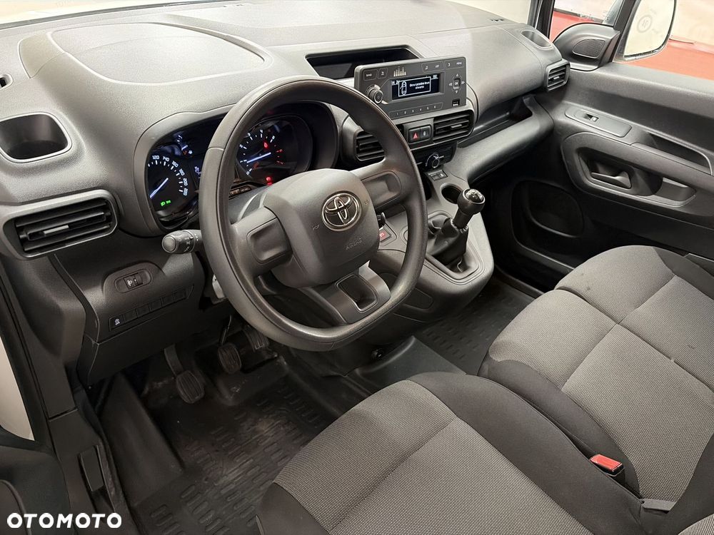 Toyota PROACECITY - 10
