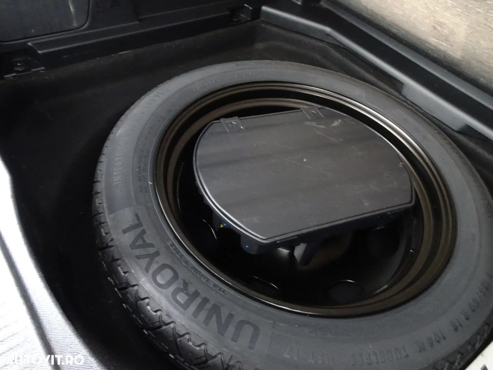 Peugeot 3008 1.2 PureTech Turbo S&S EAT6 GT-Line - 27