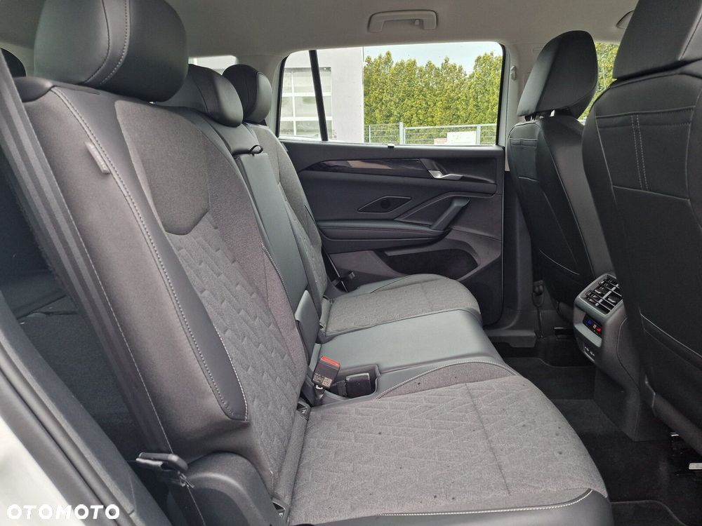 Volkswagen Tayron 2.0 TDI SCR 4Mot Elegance DSG - 16