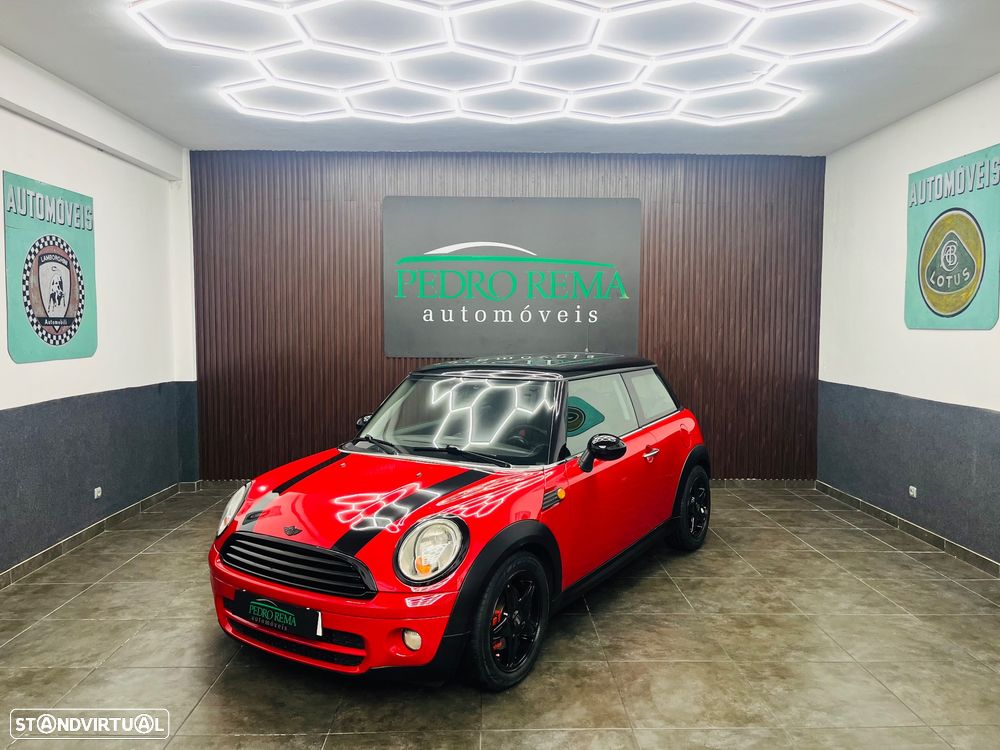 MINI 3 Portas Cooper D - 2