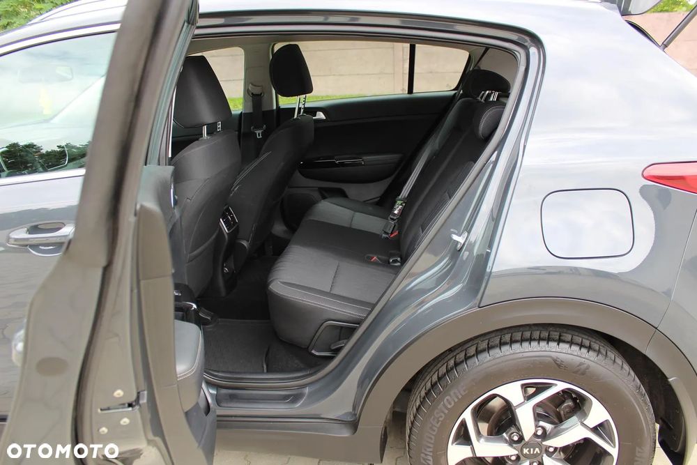 Kia Sportage - 12