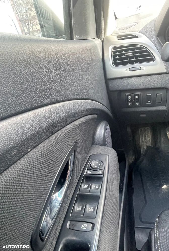 Renault Megane 1.5 dCi Pro - 10