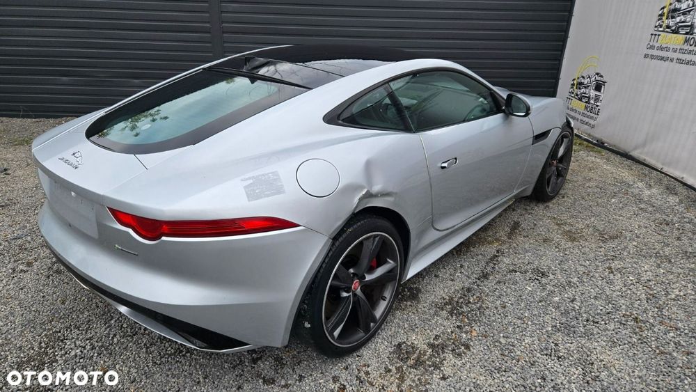 Jaguar F-Type - 24