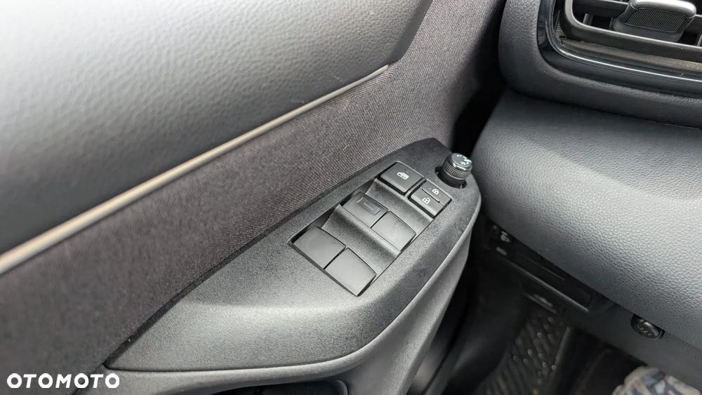 Toyota Yaris Hybrid 1.5 Style - 16