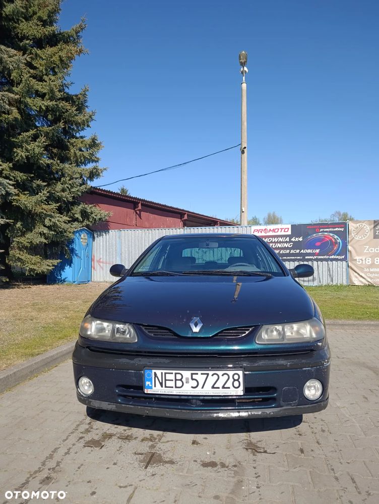 Renault Laguna - 1