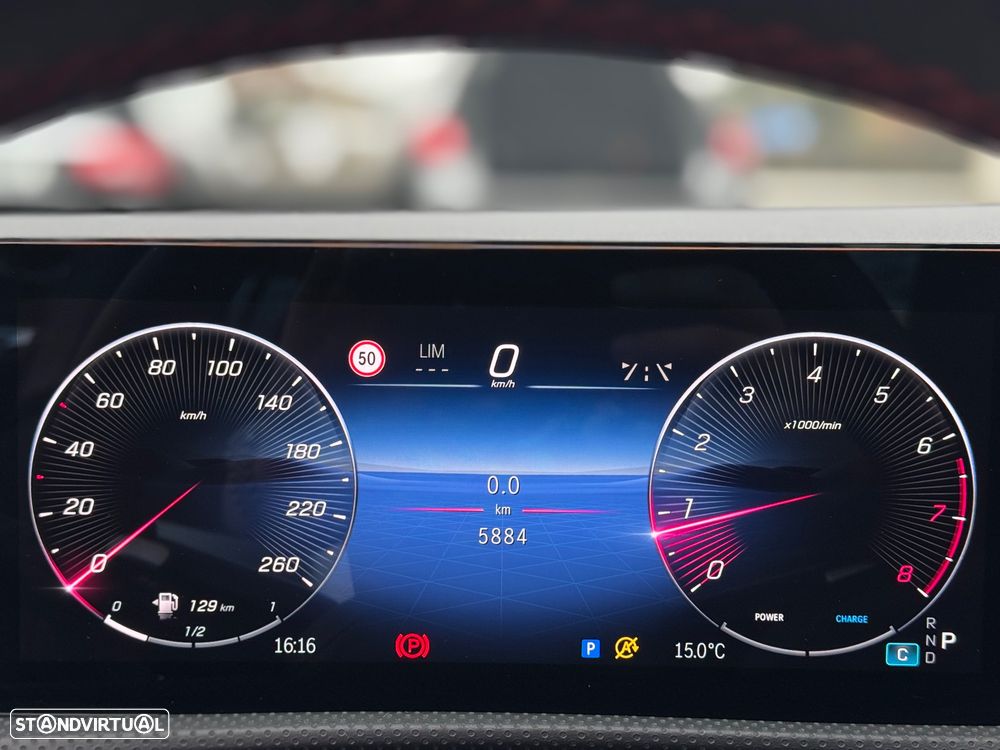 Mercedes-Benz A 180 7G-DCT Advanced AMG Line - 14