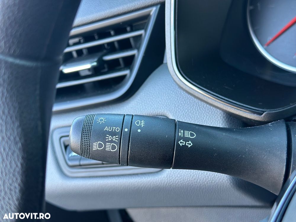 Renault Clio V 1.0 TCe 90 Techno - 17