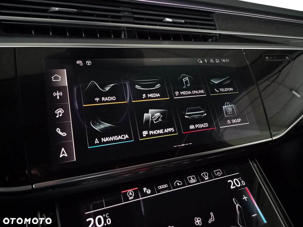Audi A8 - 35