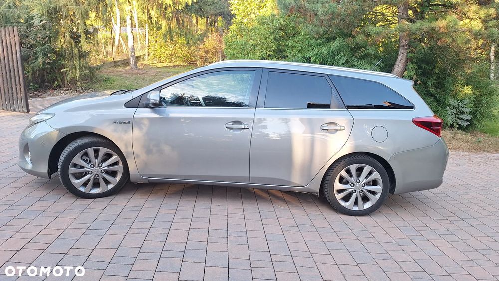 Toyota Auris 2013 photo 5