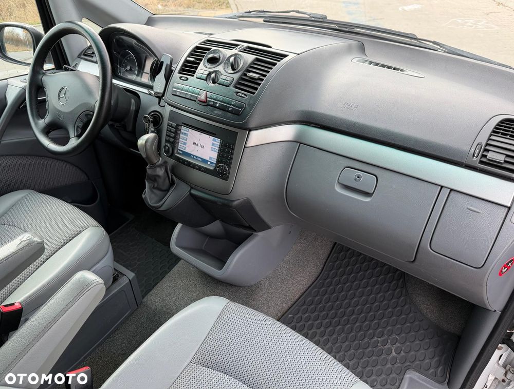 Mercedes-Benz Viano - 31