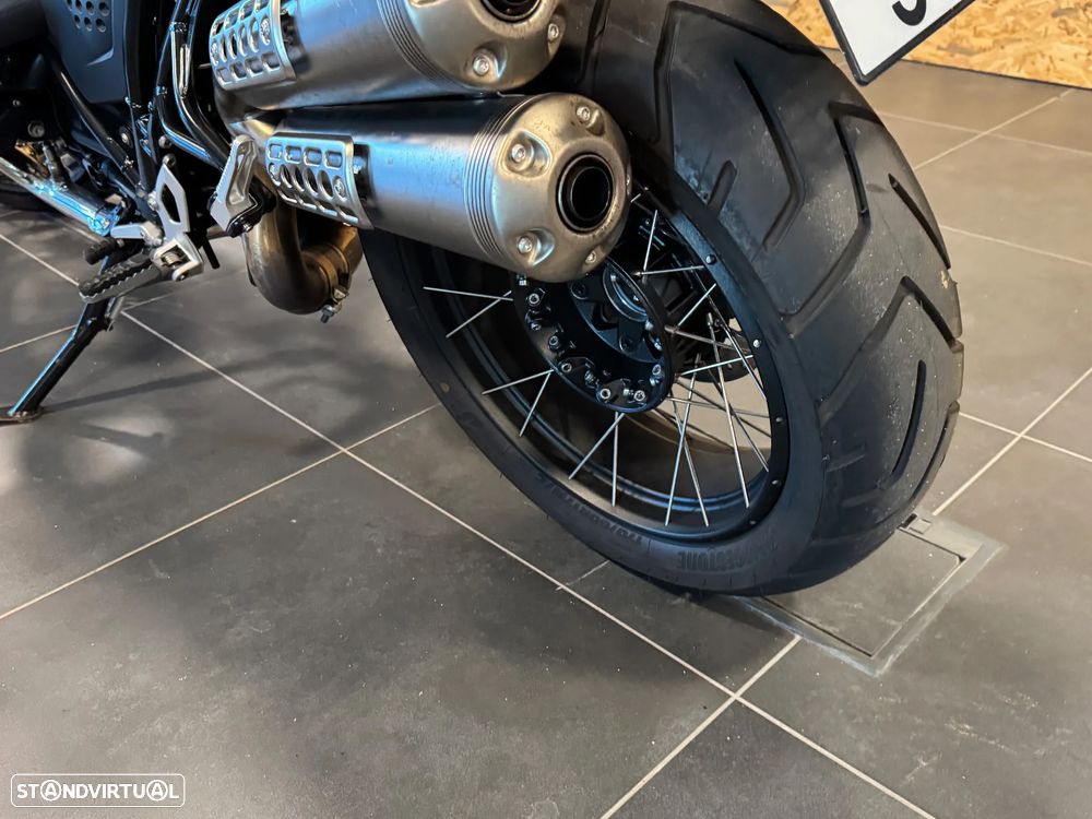 BMW R nineT - 7