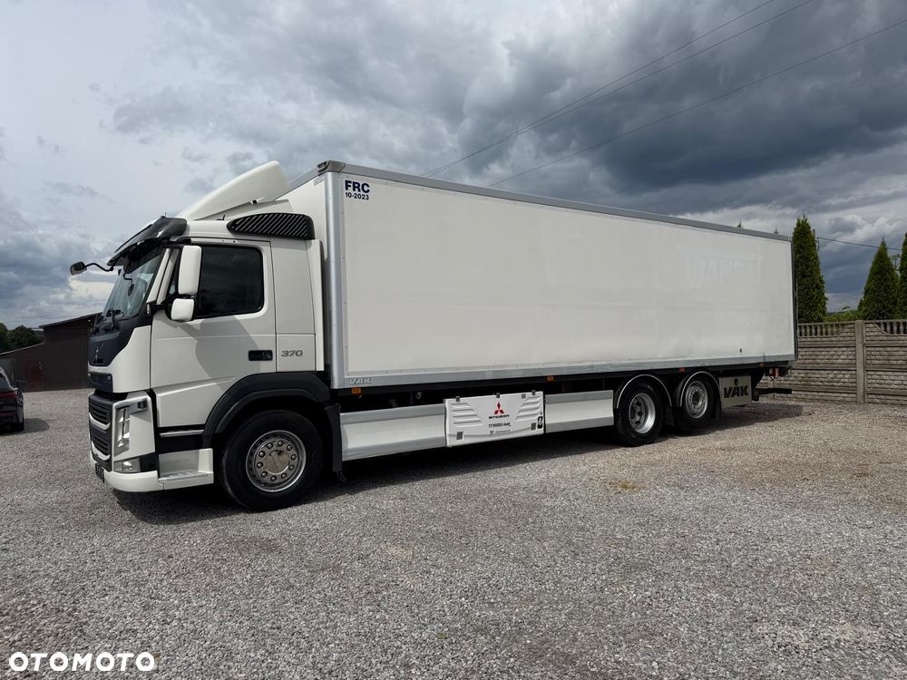 Volvo FM 370 / 6x2 / Chłodnia / Winda / - 5
