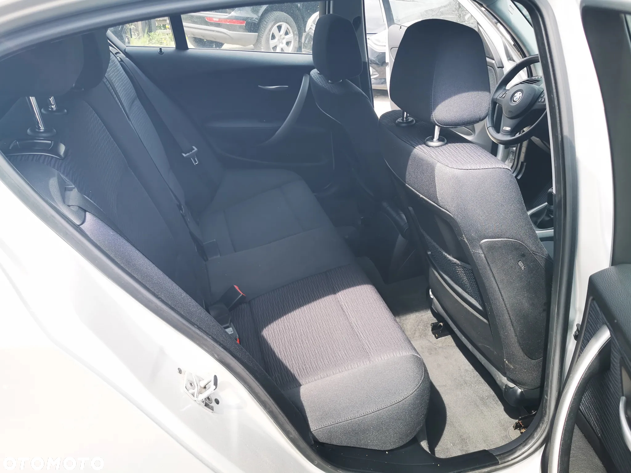 BMW Seria 1 118i Edition Sport - 14