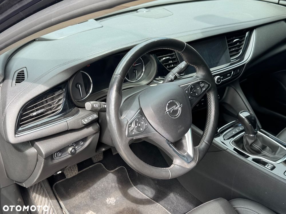 Opel Insignia 2.0 CDTI Ultimate S&S - 10