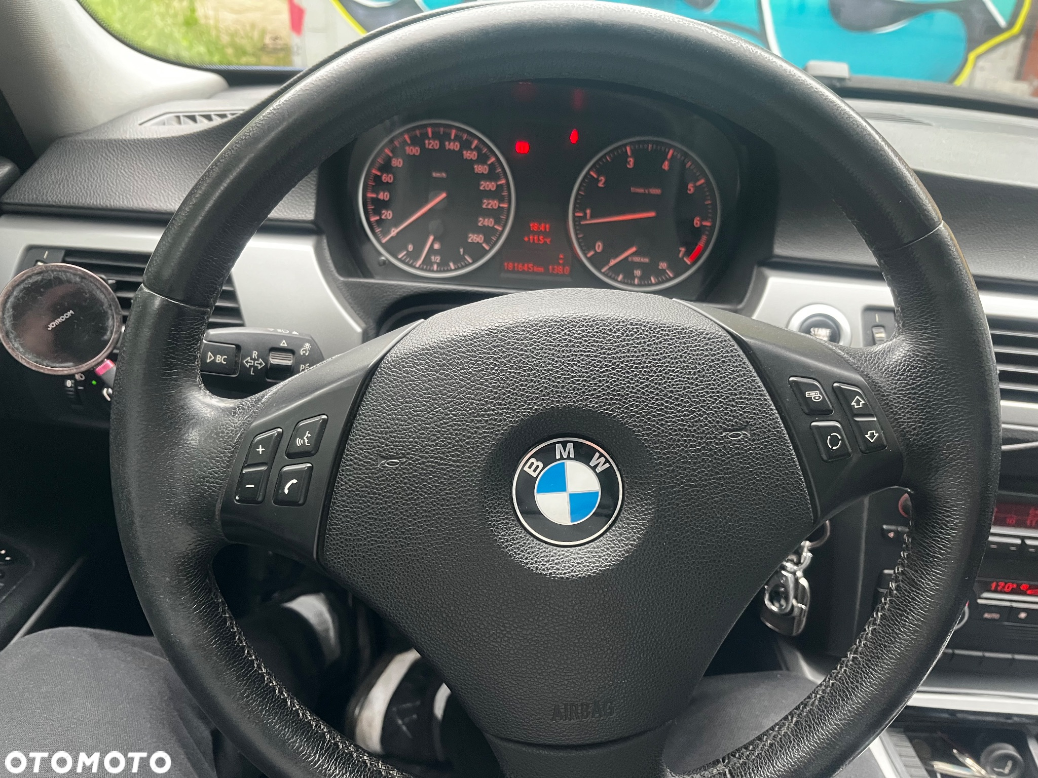 BMW Seria 3 318i - 6