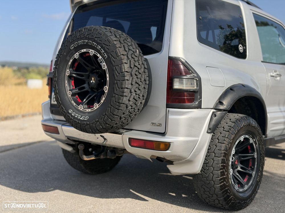 Mitsubishi Pajero 3.2 DI-D GLS - 11