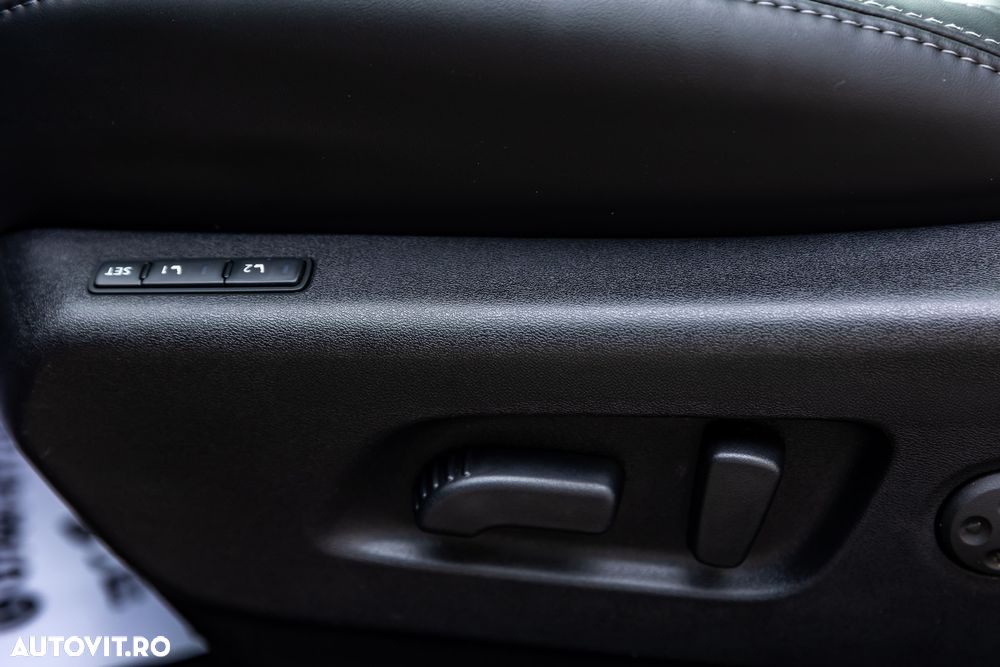 Nissan Qashqai 1.6 DCI Start/Stop X-TRONIC Tekna - 25