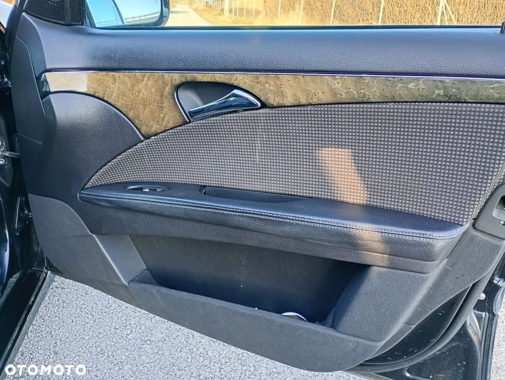 Mercedes-Benz Klasa E - 10