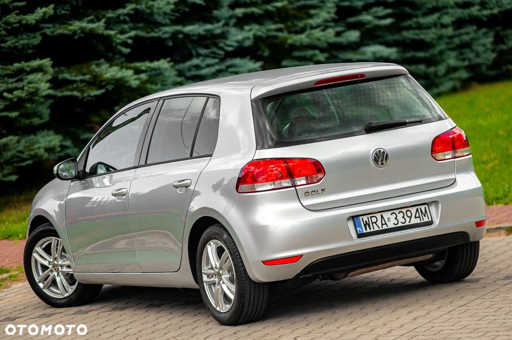 Volkswagen Golf 1.6 Highline - 17
