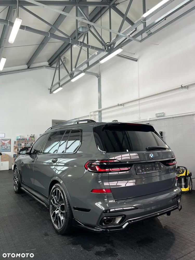 BMW X7 M50d sport - 9
