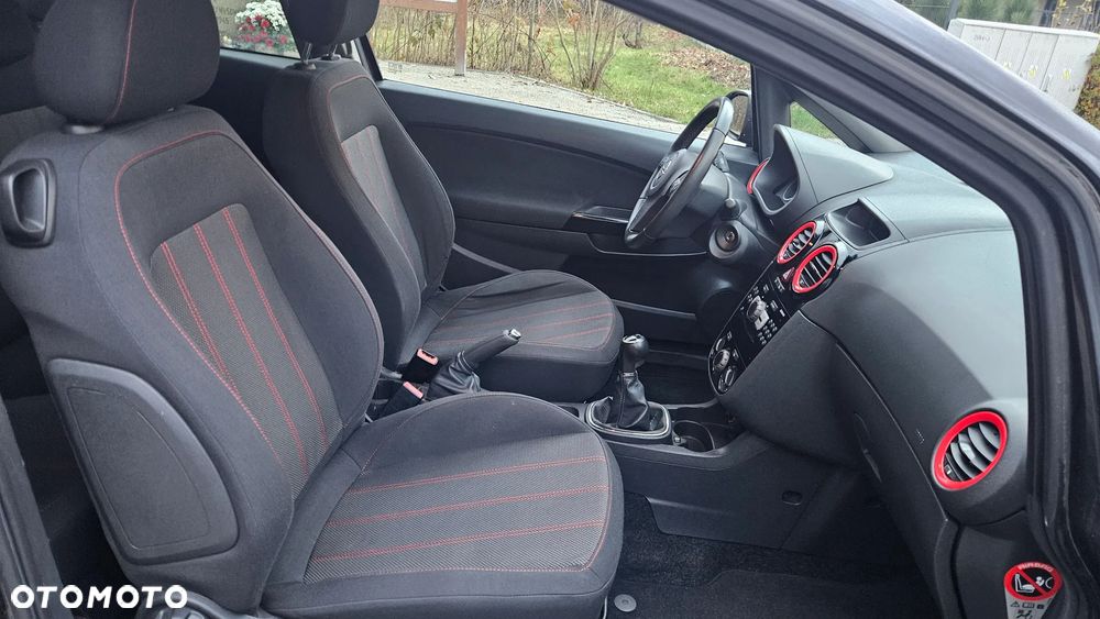 Opel Corsa 1.4 16V Color Edition - 15