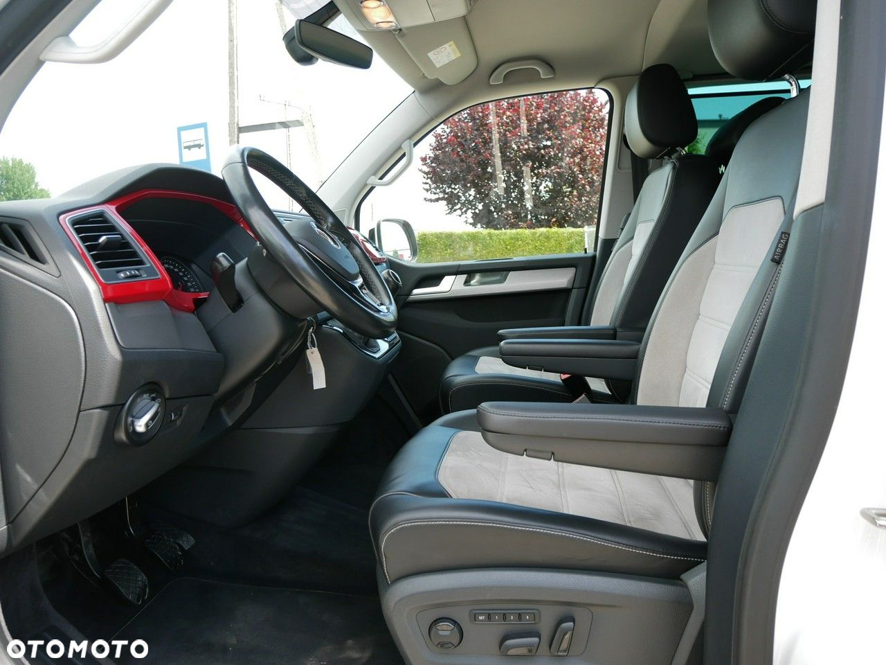 Volkswagen Multivan 2.0 BiTDI L1 Highline - 6