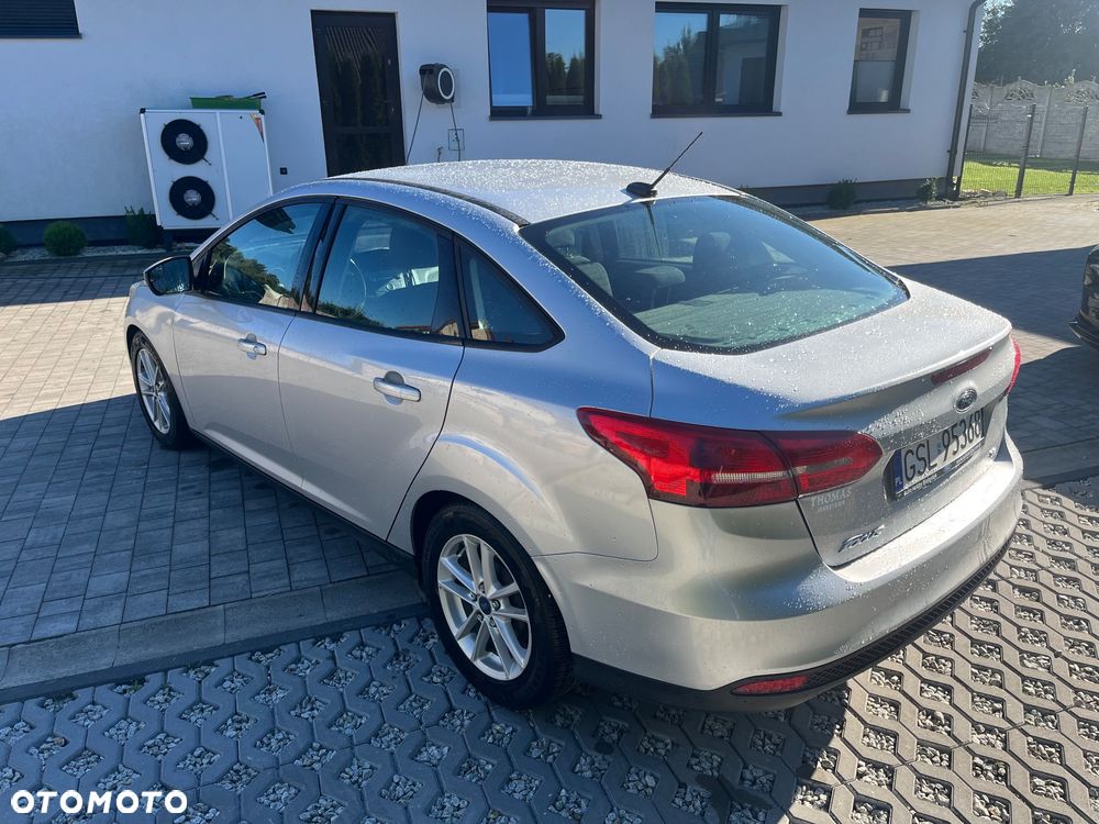 Ford Focus - 11
