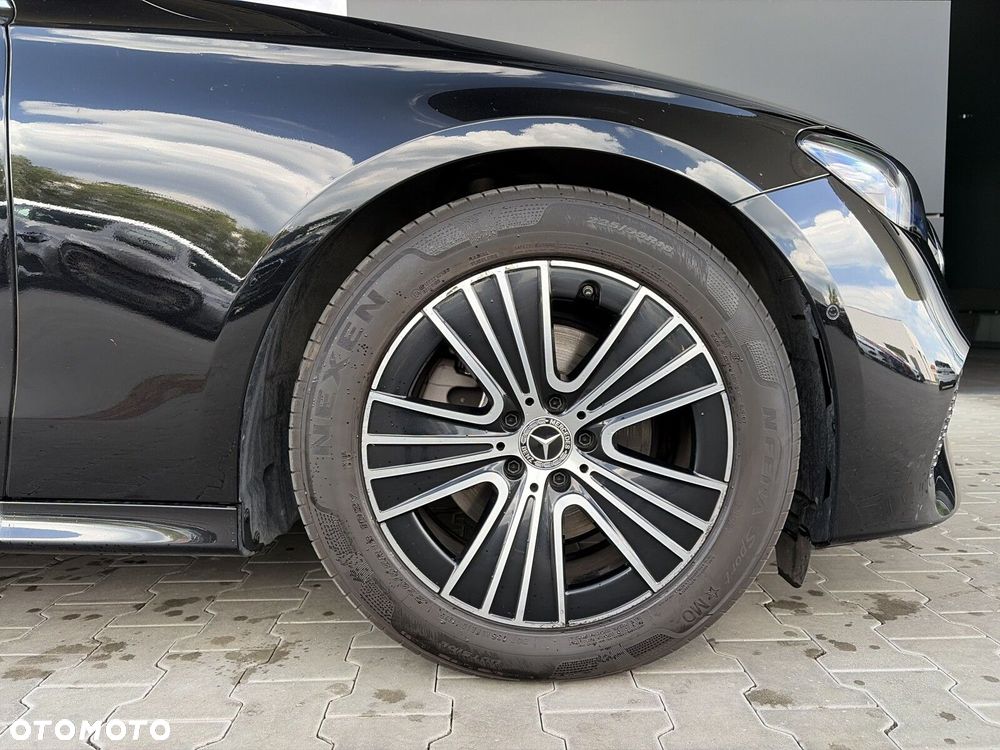 Mercedes-Benz Klasa E - 16
