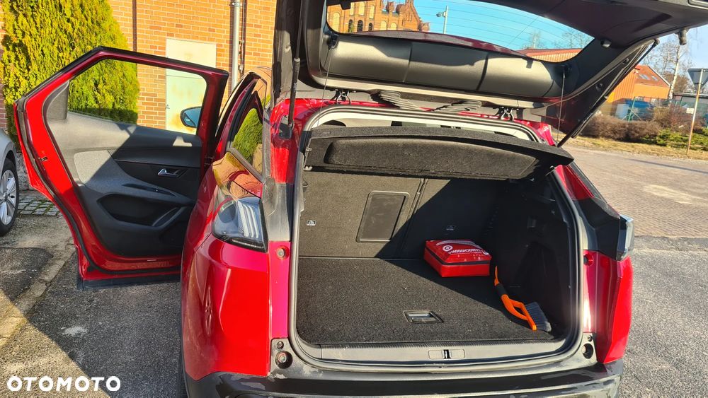 Peugeot 3008 BlueHDi 130 Stop & Start EAT8 Allure - 11