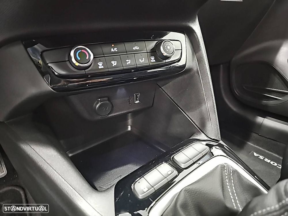 Opel Corsa 1.2 T Elegance - 22