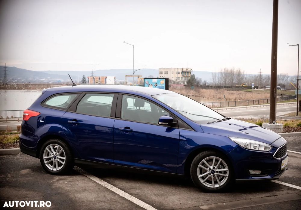 Ford Focus 1.0 EcoBoost Trend - 4