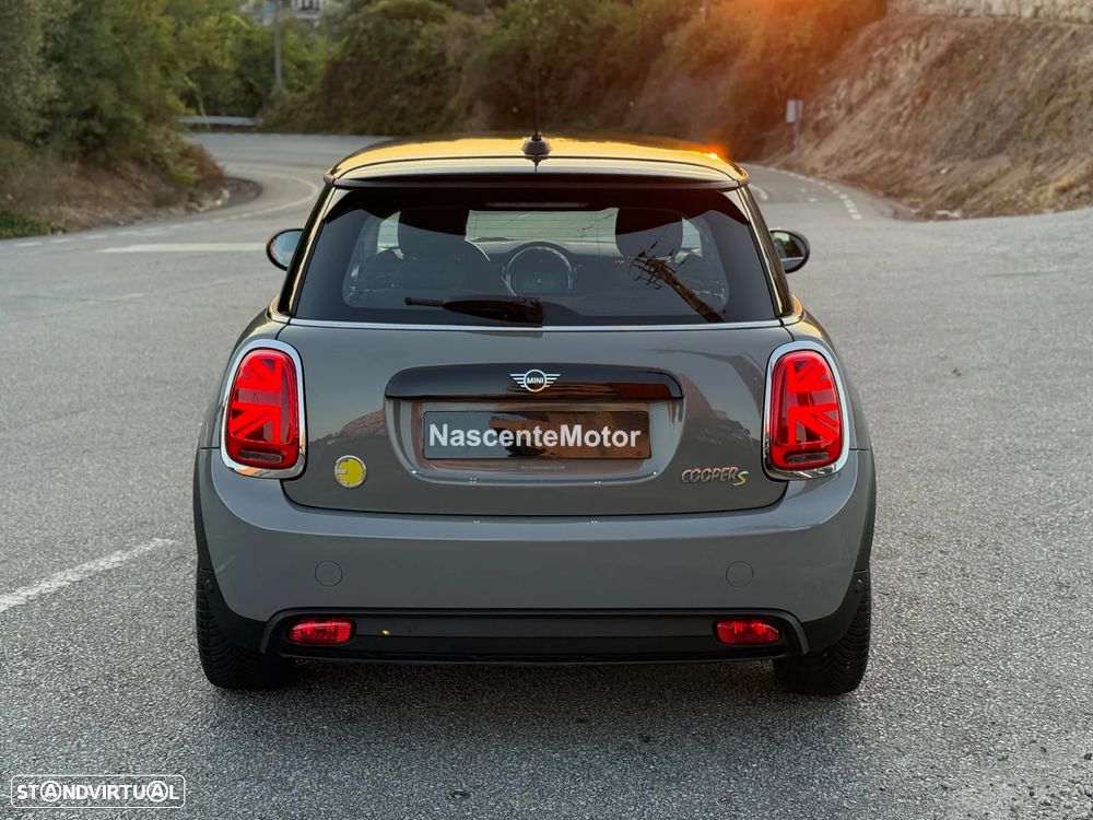 MINI 3 Portas Cooper SE Classic - 14