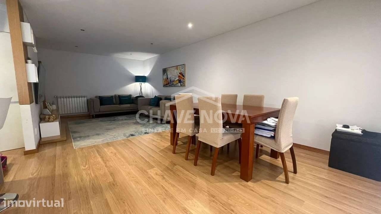 Apartamento T3 em condomínio fechado com piscina e jardim - Grande imagem: 3/25