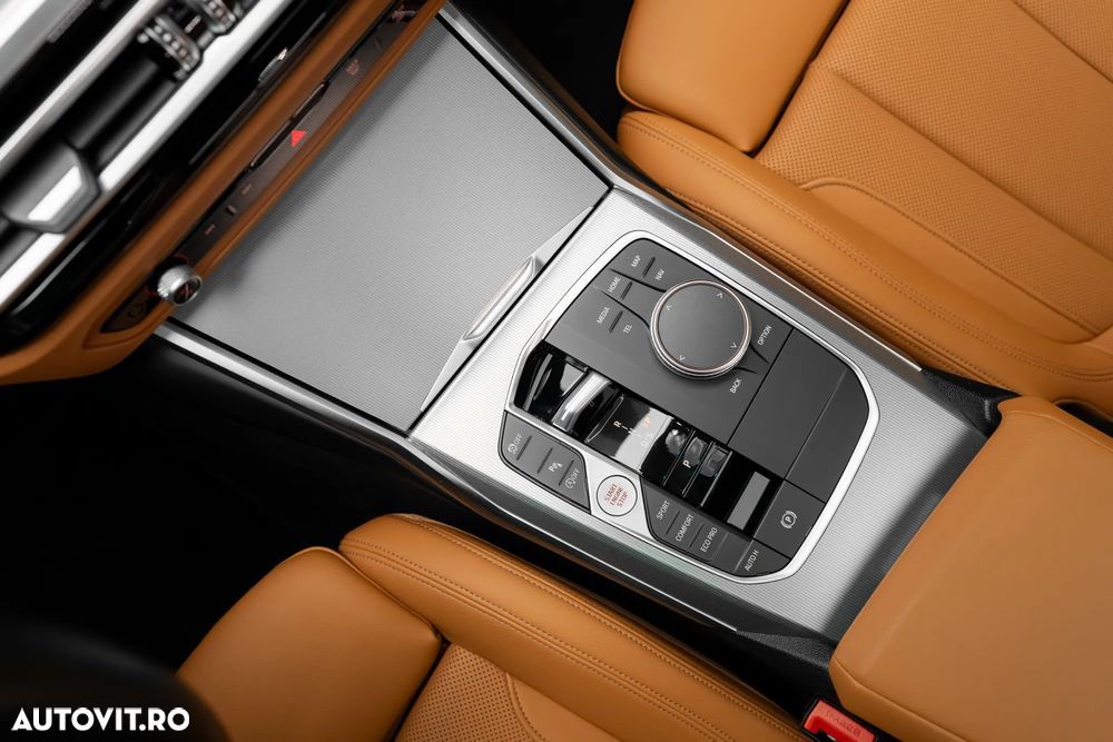 BMW Seria 3 330i xDrive Aut. - 10