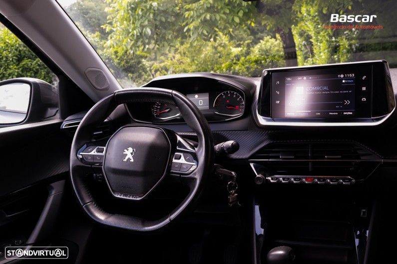 Peugeot 2008 1.2 PureTech Allure - 25