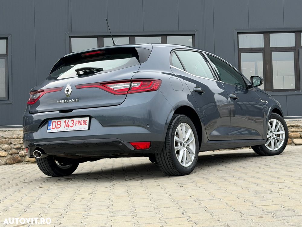 Renault Megane Energy dCi Intens - 4