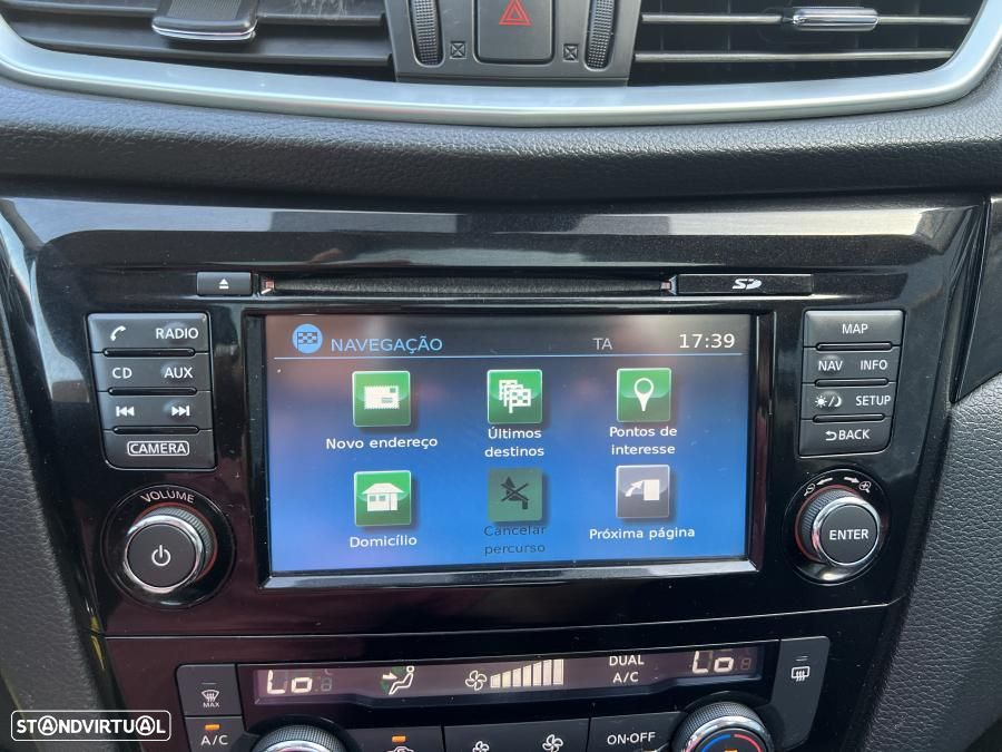 Nissan Qashqai 1.5 dCi N-Connecta Business - 37