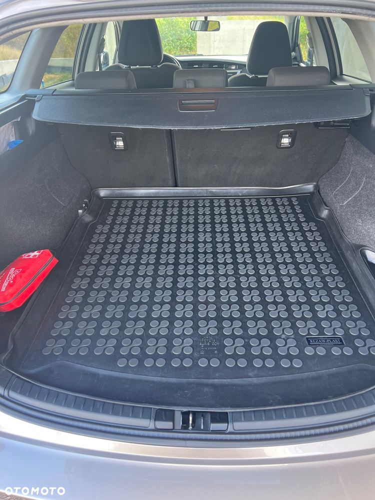 Toyota Auris - 21