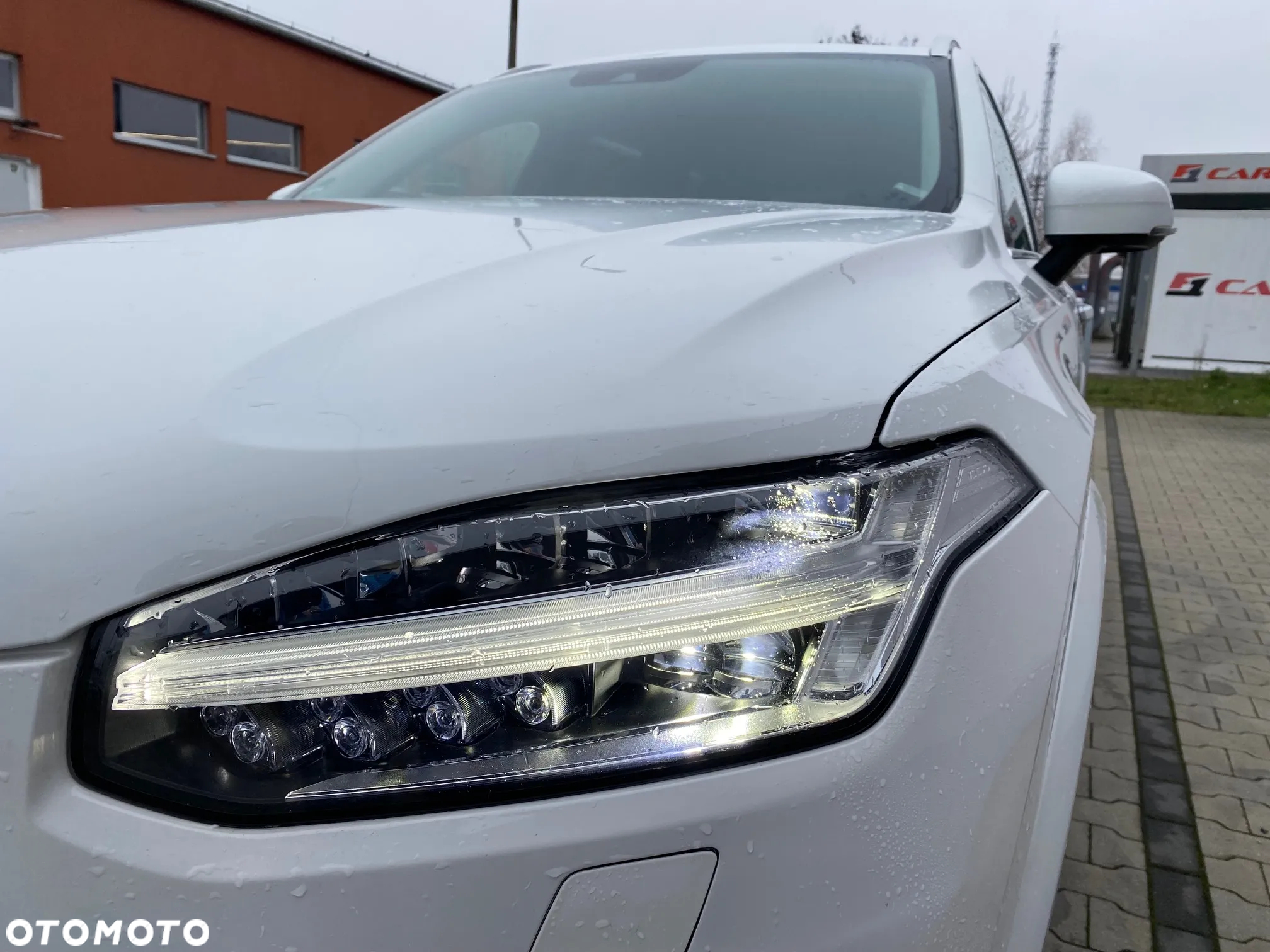 Volvo XC 90 D5 AWD Momentum 7os - 32