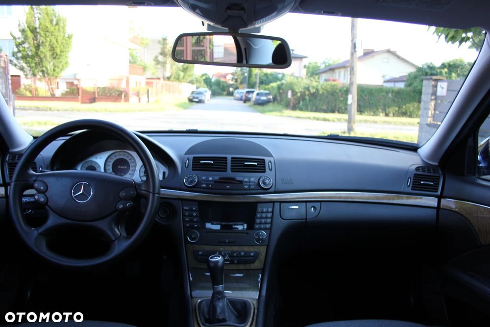Mercedes-Benz Klasa E 200 Kompressor Avantgarde - 18