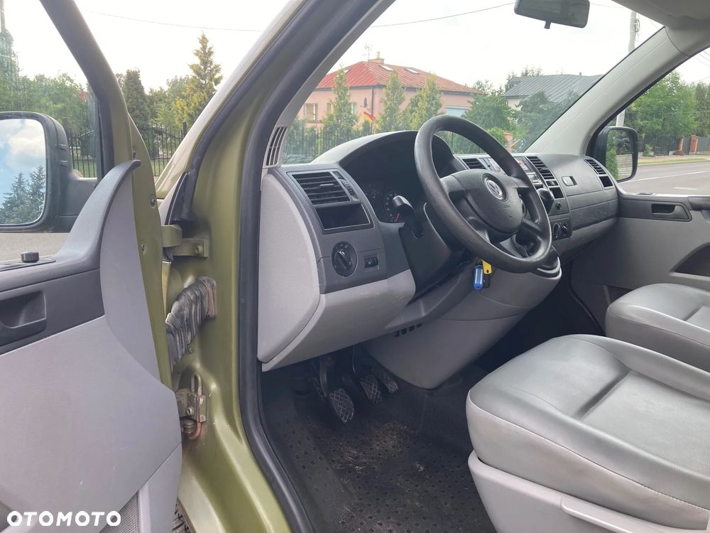Volkswagen Transporter - 5
